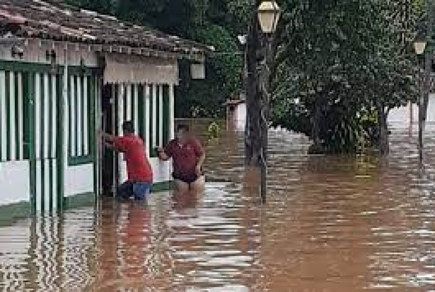 Centro histórico de Pirenópolis é alagado / Foto: Arquivo pessoal