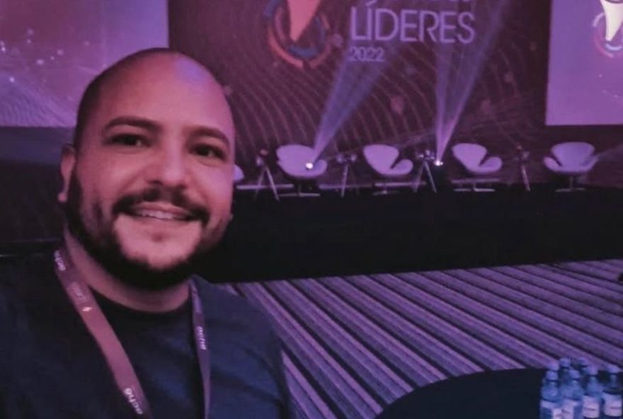 duas-pessoas-morrem-em-acidente-entre-carro-e-moto-em-anapolis3A-video-mostra-resgate-de-passageira