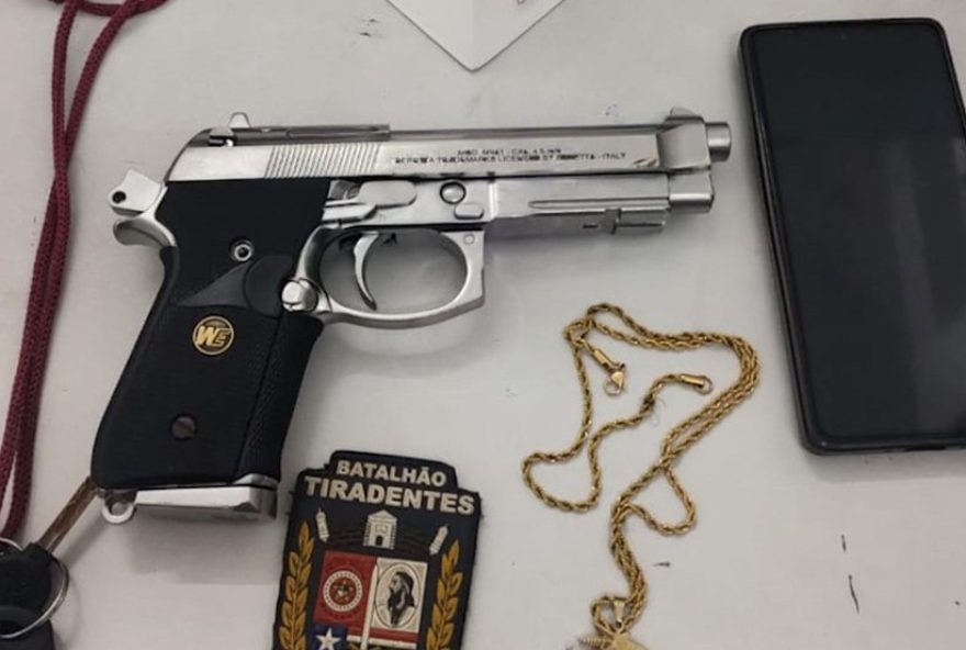 dupla-e-detida-em-flagrante-por-assalto-a-entregador-em-sao-luis3A-policia-age-rapidamente-e-recupera-pertences-da-vitima dupla-e-detida-em-flagrante-por-assalto-a-entregador-em-sao-luis3A-policia-age-rapidamente-e-recupera-pertences-da-vitima