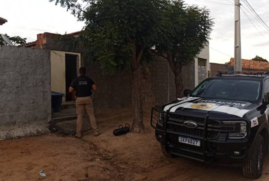 dupla-presa-na-bahia-por-armazenamento-de-pornografia-infantil3A-acao-da-policia-civil-resulta-em-flagrante-dos-suspeitos