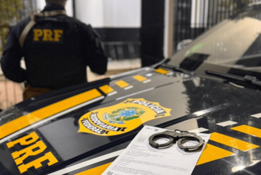 dupla-suspeita-de-fraude-em-concurso-publico-da-pm-e-detida-no-sertao-de-pernambuco dupla-suspeita-de-fraude-em-concurso-publico-da-pm-e-detida-no-sertao-de-pernambuco