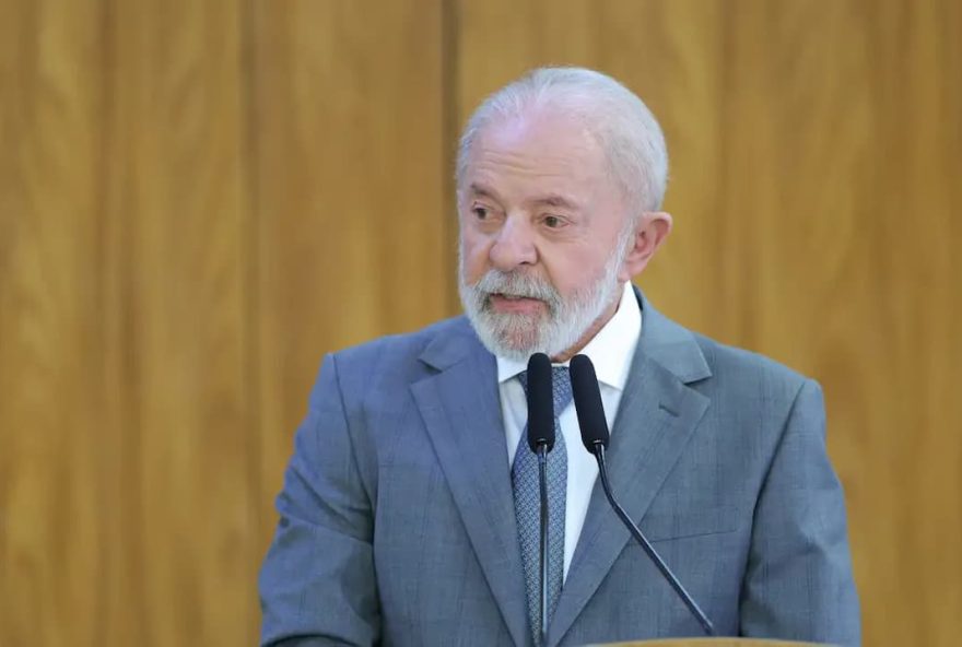 durante-viagem-a-italia2C-lula-diz-que-nem-lembrava-de-zambelli