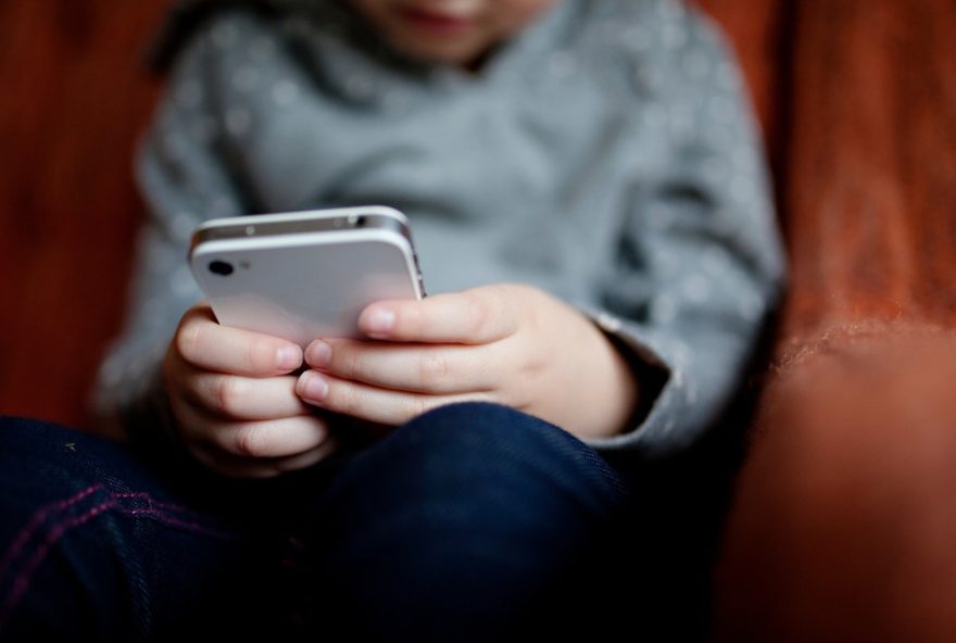 eca-digital3A-nova-lei-traz-regras-para-internet-de-criancas-e-adolescentes eca-digital3A-nova-lei-traz-regras-para-internet-de-criancas-e-adolescentes