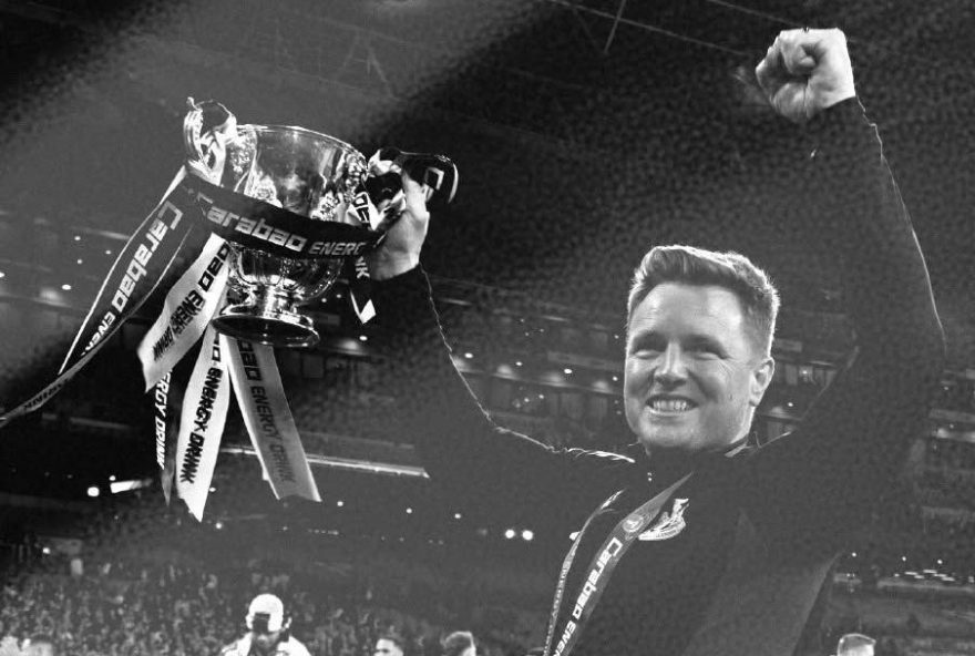 eddie-howe-faz-historia-como-primeiro-tecnico-ingles-campeao-em-17-anos