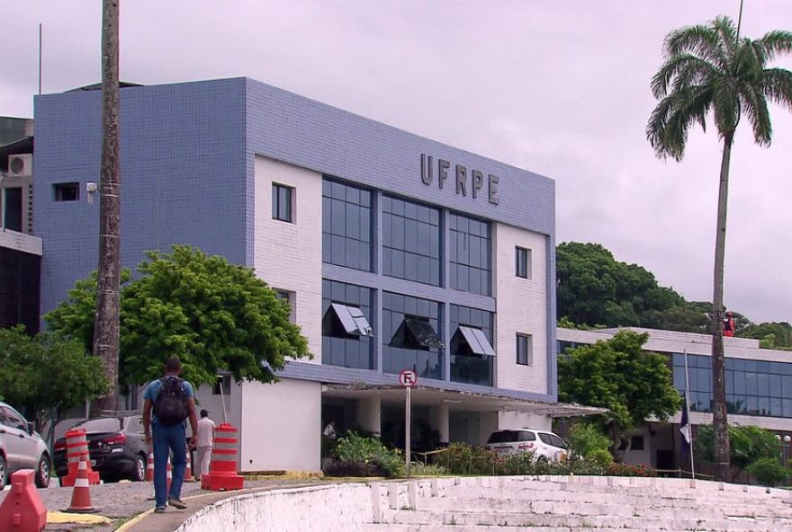 edital-aberto-ufrpe3A-licenciatura-em-computacao-e-historia-ead