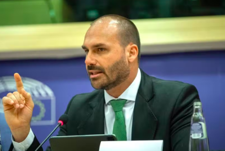 eduardo-bolsonaro-aluga-veiculo-em-brasilia-e-pede-reembolso-enquanto-ainda-esta-foragido-nos-eua eduardo-bolsonaro-aluga-veiculo-em-brasilia-e-pede-reembolso-enquanto-ainda-esta-foragido-nos-eua