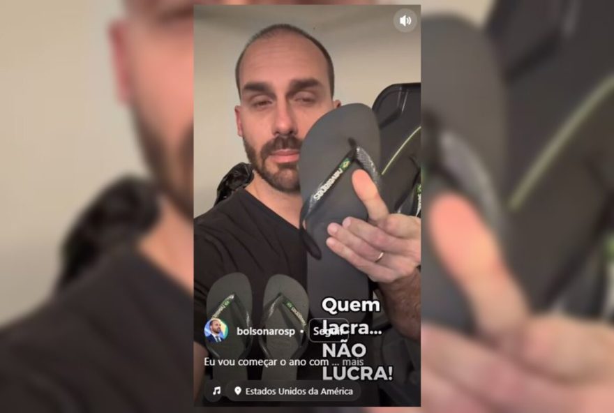 eduardo-bolsonaro-critica-havaianas-e-joga-sandalias-no-lixo-nos-eua eduardo-bolsonaro-critica-havaianas-e-joga-sandalias-no-lixo-nos-eua