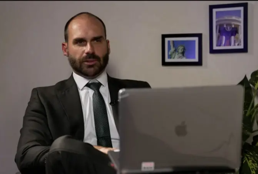 eduardo-bolsonaro-promete-medidas-energicas-contra-moraes-durante-agenda-nos-eua