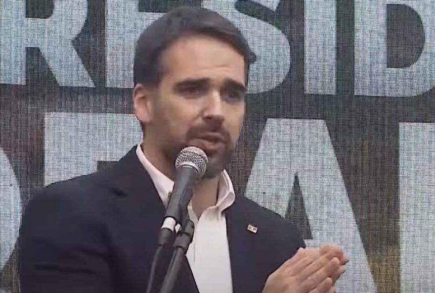 eduardo-leite-ataca-bolsonaro-e-diz-que-trouxe-lula-de-volta