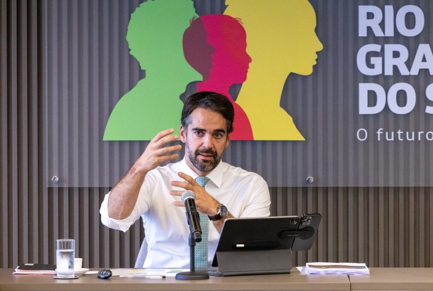 eduardo-leite-pronto-para-liderar-projeto-de-despolarizacao-pelo-psd eduardo-leite-pronto-para-liderar-projeto-de-despolarizacao-pelo-psd