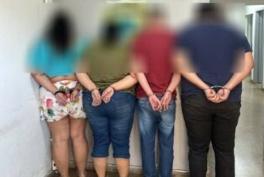 A família era formada por quatro membros, sendo um casal, o filho e a nora. (Foto: Divulgação/Polícia Civil)