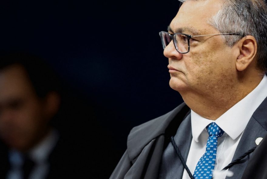 el-magistrado-flavio-dino-respalda-la-condena-contra-bolsonaro