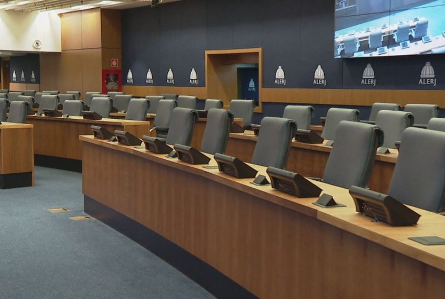 eleicao-para-mandato-tampao-de-governador-do-rj3A-parecer-da-alerj-preve-voto-aberto-e-extincao-de-prazo eleicao-para-mandato-tampao-de-governador-do-rj3A-parecer-da-alerj-preve-voto-aberto-e-extincao-de-prazo