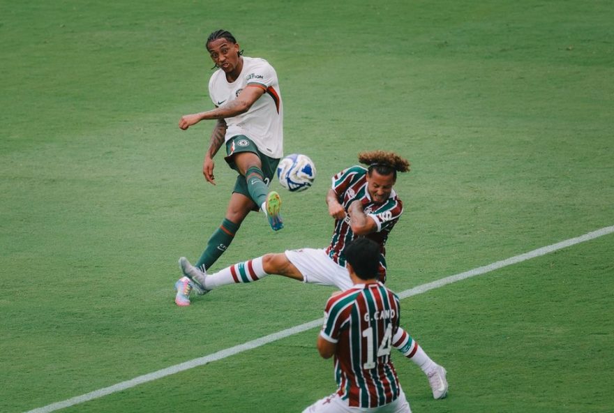 eliminacao-do-fluminense-na-copa-do-mundo-com-toque-da-lei-do-mais-rico