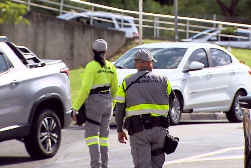 emdec-passa-a-fiscalizar-transito-na-unicamp-e-multar-motoristas-em-marco3A-reforco-na-seguranca-viaria-e-respeito-as-normas emdec-passa-a-fiscalizar-transito-na-unicamp-e-multar-motoristas-em-marco3A-reforco-na-seguranca-viaria-e-respeito-as-normas