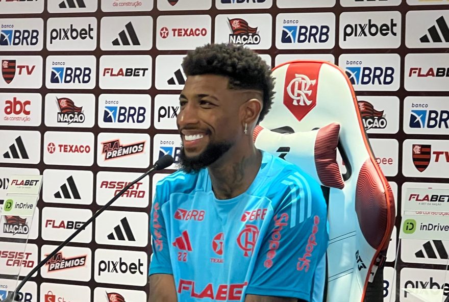 emerson-royal-e-apresentado-no-flamengo-e-destaca-necessidade-de-adaptacao