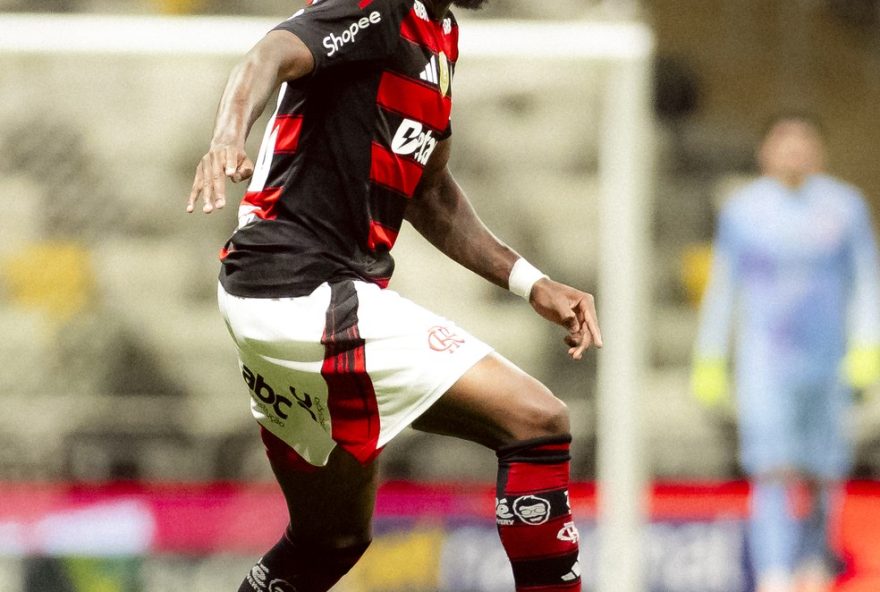 emerson-royal-promete-entregar-mais-em-campo-pelo-flamengo-em-2026 emerson-royal-promete-entregar-mais-em-campo-pelo-flamengo-em-2026