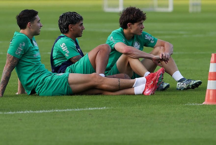 emi-martinez-e-facundo-torres2C-do-palmeiras2C-sao-convocados-pela-selecao-uruguaia3A-desfalques-no-brasileirao-e-desafios-futuros