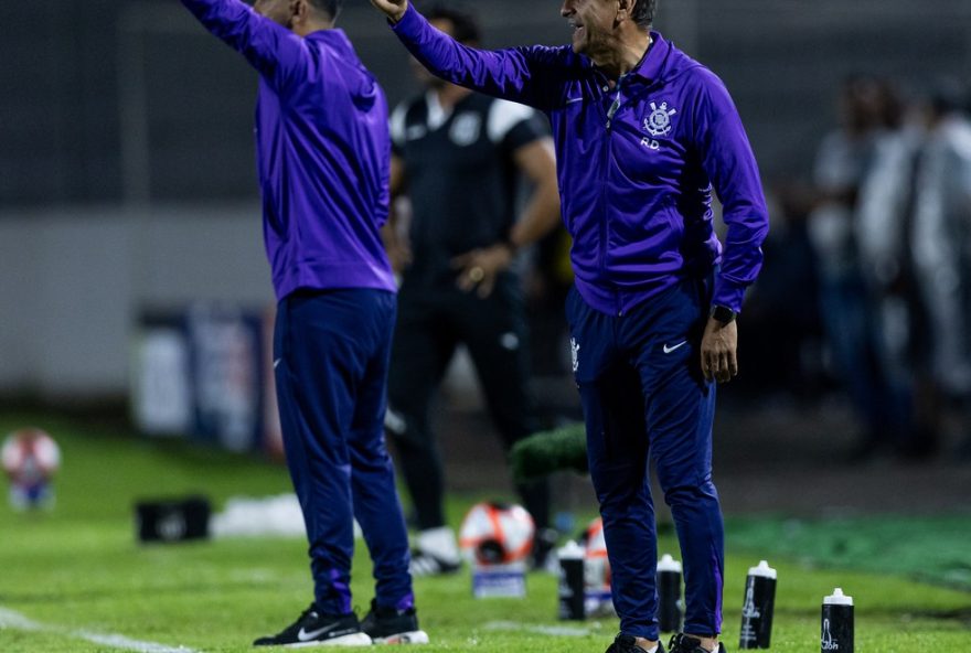 emiliano-critica-condicoes-de-jogo-em-campinas-e-ausencia-de-pedro-raul3A-corinthians-vence-ponte-preta-1-a-0