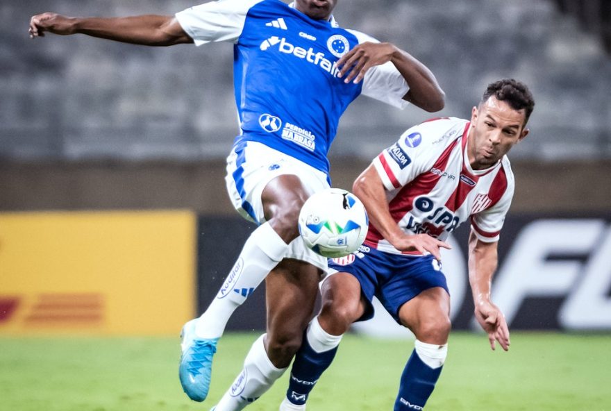 empate-sem-gols3A-analise-da-atuacao-do-cruzeiro-contra-o-union-santa-fe-na-sul-americana