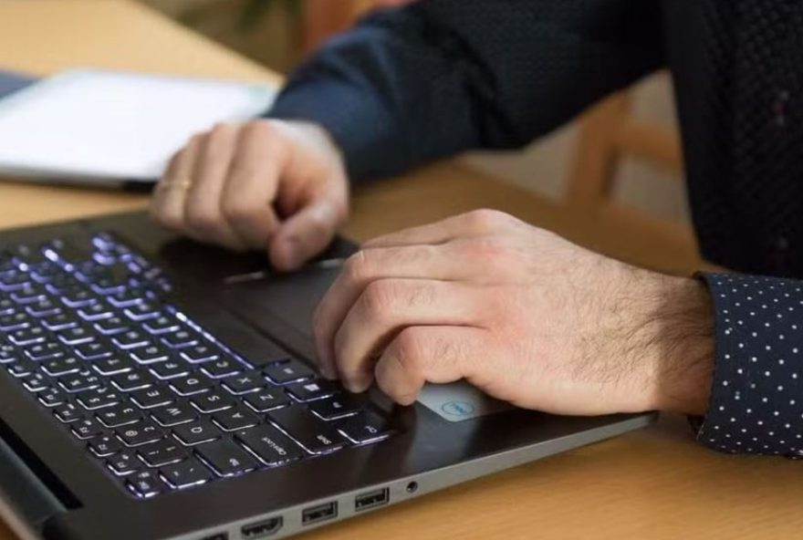 empresa-de-tecnologia-e-condenada-a-indenizar-funcionario-apos-48-anos-de-trabalho
