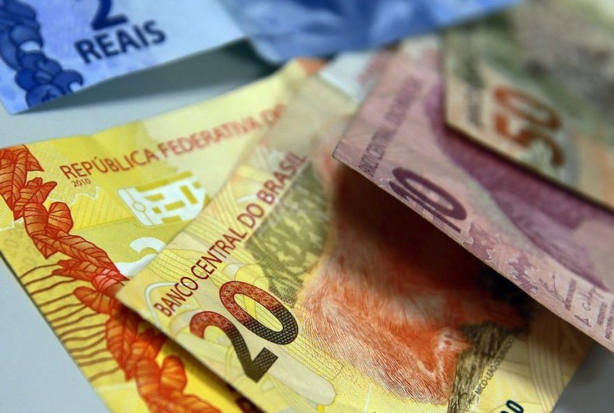 emprestimo-clt-com-portabilidade3A-juros-mais-baixos-e-mais-opcoes-de-troca-entre-bancos