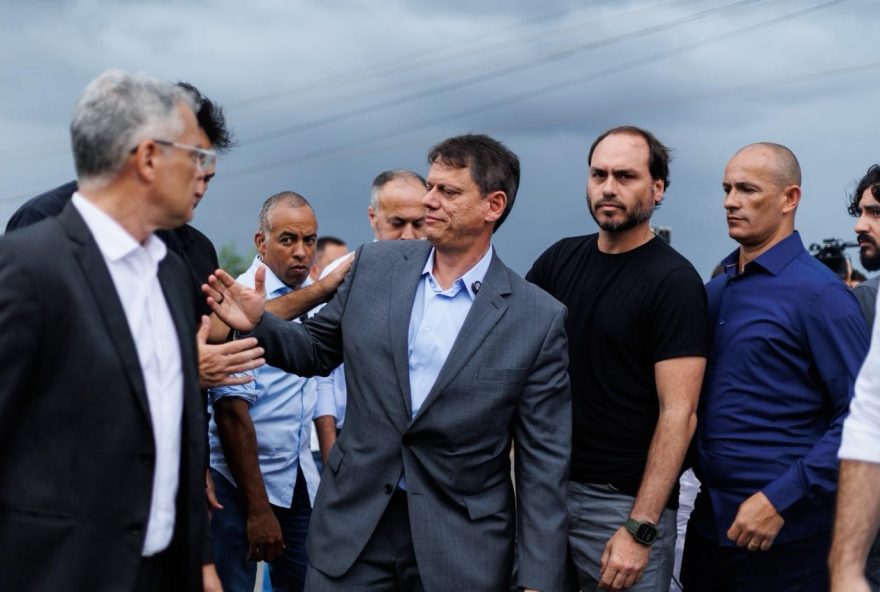 encontro-de-bolsonaro-com-tarcisio3A-defesa-de-nome-de-centro-para-o-senado-por-sao-paulo encontro-de-bolsonaro-com-tarcisio3A-defesa-de-nome-de-centro-para-o-senado-por-sao-paulo