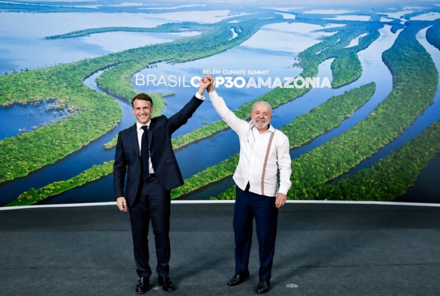 encontro-entre-lula-e-macron-na-cop30-em-belem-aborda-mudanca-climatica-e-seguranca-na-fronteira encontro-entre-lula-e-macron-na-cop30-em-belem-aborda-mudanca-climatica-e-seguranca-na-fronteira
