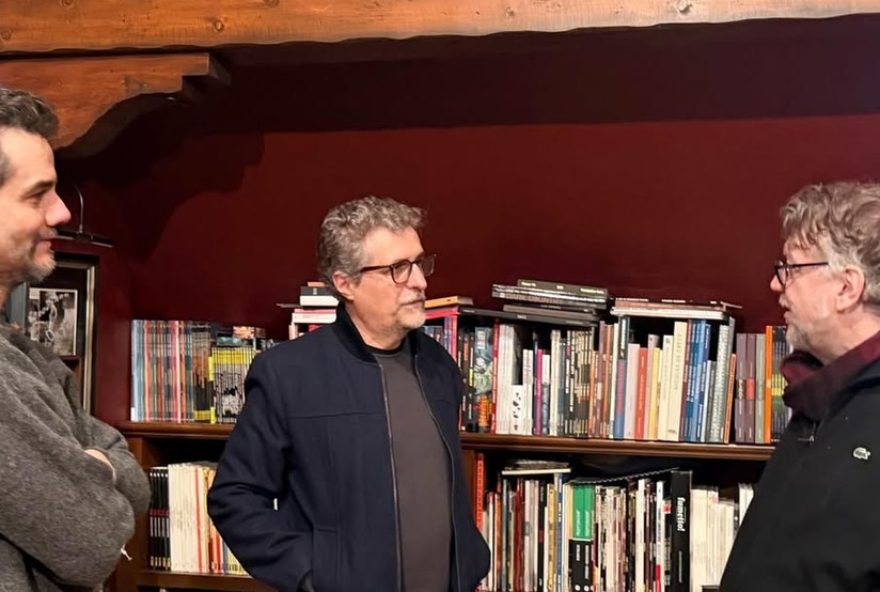 encontro-marcante3A-kleber-mendonca-filho-e-wagner-moura-se-encontram-com-guillermo-del-toro-em-los-angeles encontro-marcante3A-kleber-mendonca-filho-e-wagner-moura-se-encontram-com-guillermo-del-toro-em-los-angeles