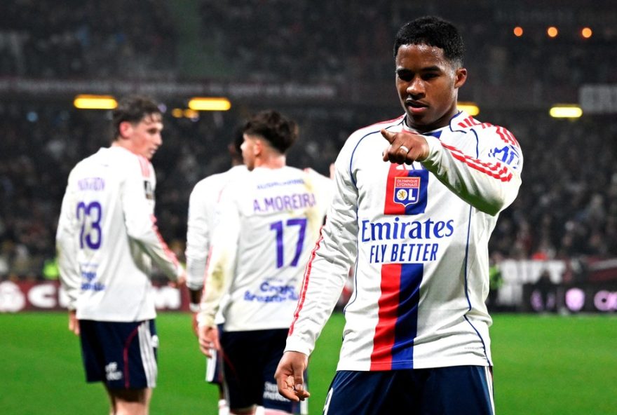 endrick-brilha-com-hat-trick-e-lyon-goleia-metz3A-campeonato-frances-20252F26 endrick-brilha-com-hat-trick-e-lyon-goleia-metz3A-campeonato-frances-20252F26