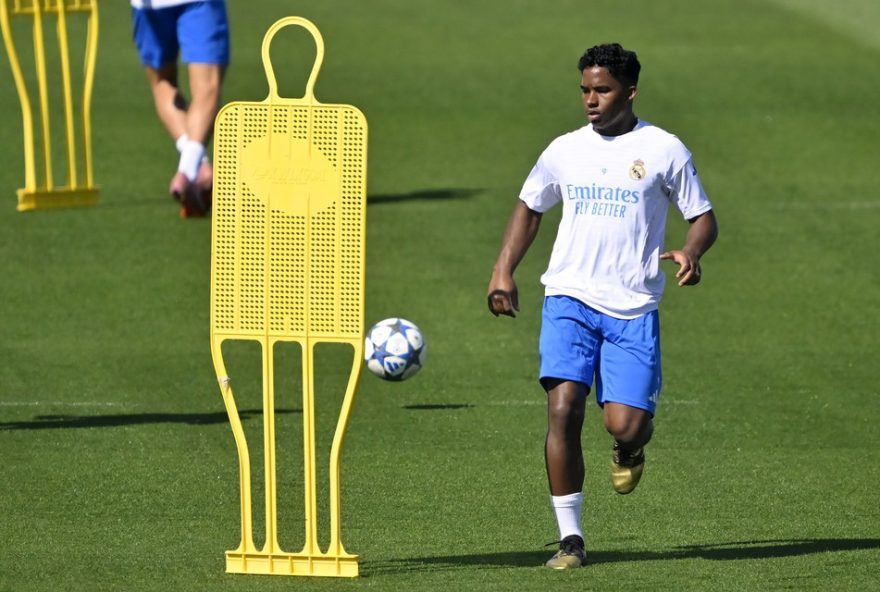 endrick2C-jogador-do-real-madrid2C-tem-retorno-aguardado-contra-o-espanyol-apos-lesao-na-coxa-direita