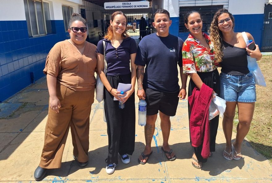 enem-2025-em-fernando-de-noronha3A-candidatos-realizam-provas-na-escola-arquipelago