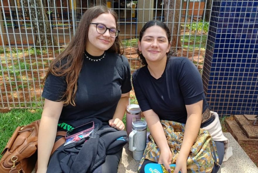 enem-2025-ribeirao-preto3A-candidatos-ansiosos-e-arriscando-temas-de-redacao