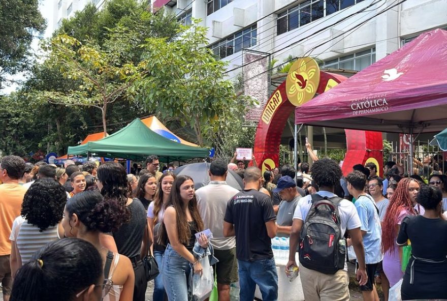 enem-20253A-onibus-gratis2C-reforco-de-frota-e-policiamento-para-estudantes-no-grande-recife enem-20253A-onibus-gratis2C-reforco-de-frota-e-policiamento-para-estudantes-no-grande-recife