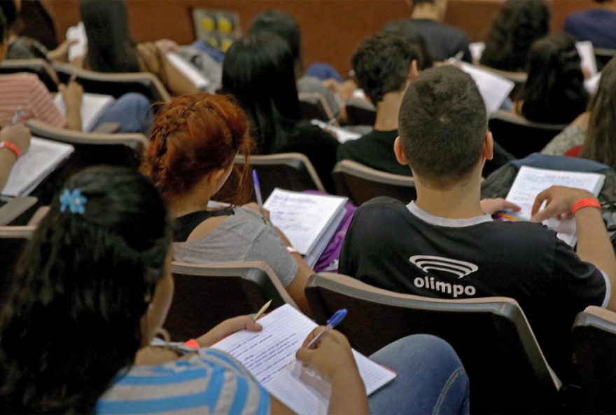 Provas do Enem 2023 começam a ser aplicadas neste domingo (Foto: Agência Brasil)