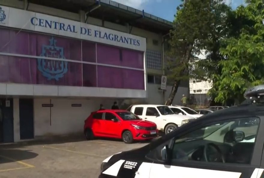 enfermeira-agredida-por-acompanhante-de-paciente-em-hospital-de-salvador3A-suspeita-respondera-por-lesao-corporal-dolosa