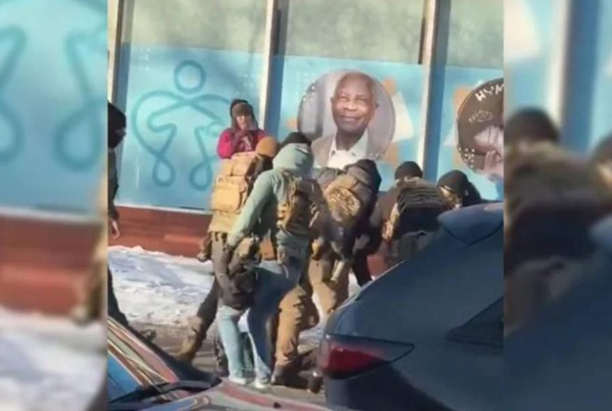 enfermeiro-de-37-anos-morto-por-agentes-de-imigracao-nos-eua3A-polemica-e-mobilizacao-em-busca-de-justica enfermeiro-de-37-anos-morto-por-agentes-de-imigracao-nos-eua3A-polemica-e-mobilizacao-em-busca-de-justica