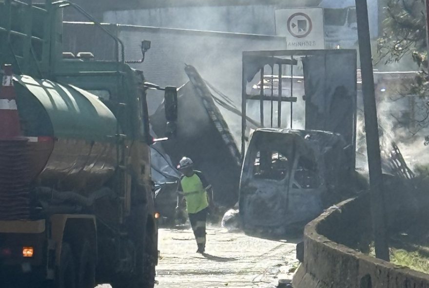 engavetamento-fatal-interdita-br-376-entre-parana-e-santa-catarina