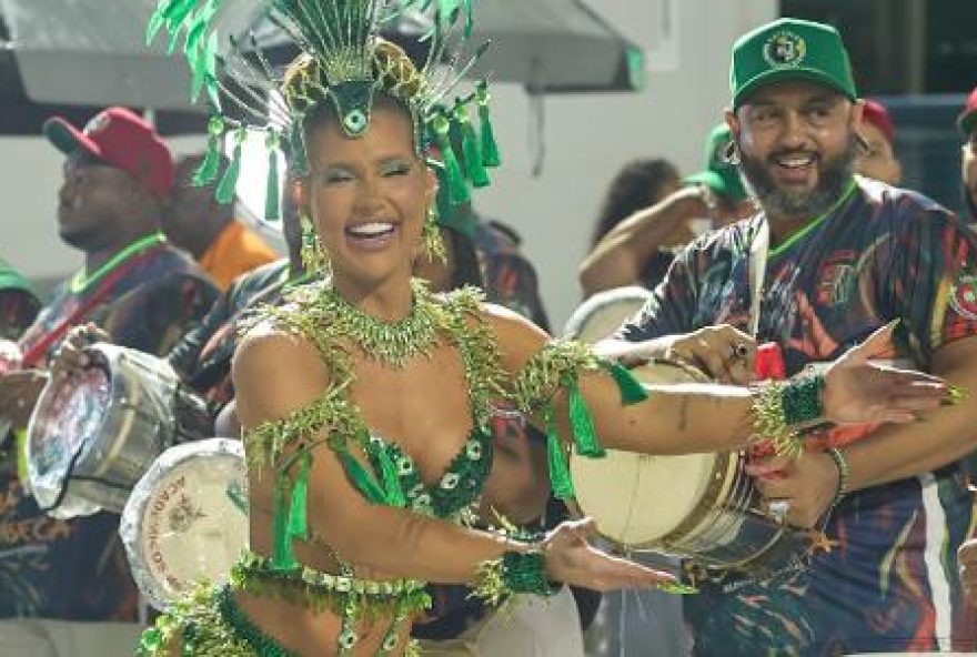 ensaio-tecnico-no-carnaval-20243A-chuva-e-desafio-para-virginia ensaio-tecnico-no-carnaval-20243A-chuva-e-desafio-para-virginia