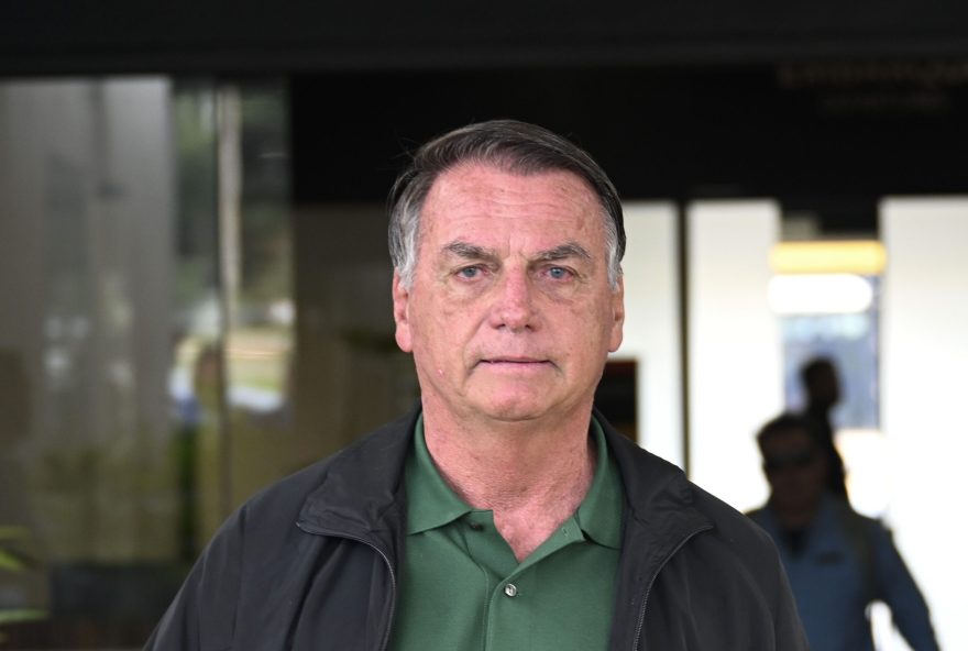 entorno-de-gonet-preve-bolsonaro-mantido-em-domiciliar