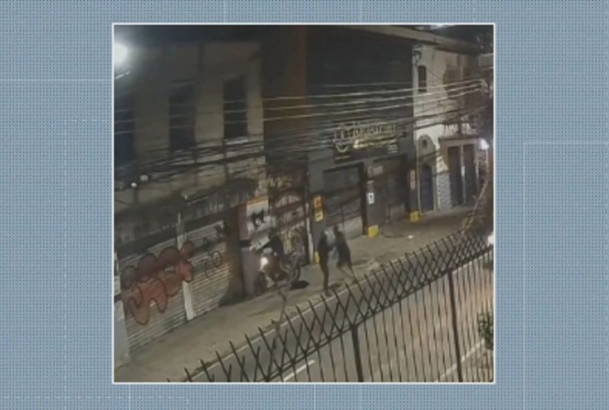 entregador-e-baleado-reagindo-a-assalto-em-botafogo3A-suspeitos-presos