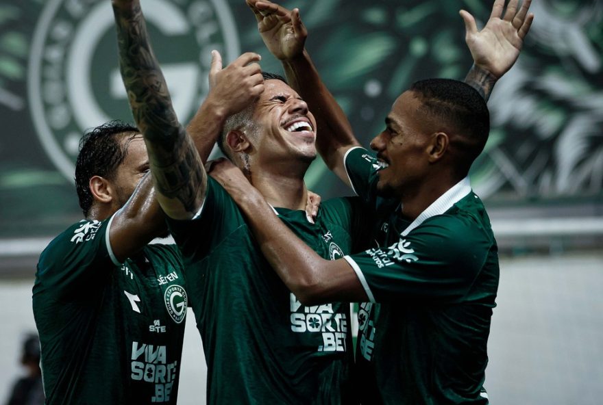 entrevista-exclusiva-com-diego-caito3A-gol-no-classico-e-planos-de-carreira-no-goias entrevista-exclusiva-com-diego-caito3A-gol-no-classico-e-planos-de-carreira-no-goias