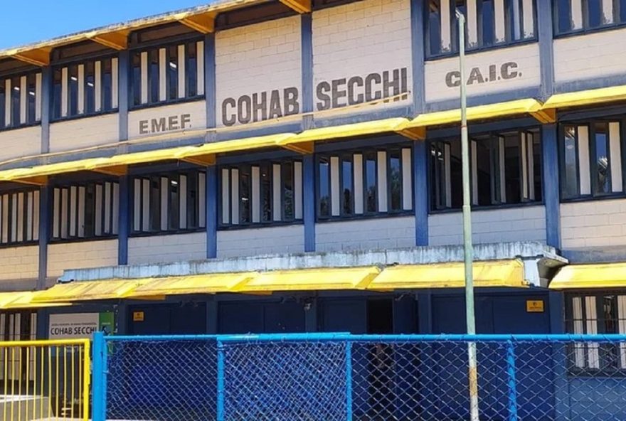 enxame-de-abelhas-ataca-alunos-em-escola-de-novo-hamburgo2C-rs3A-o-que-fazer-em-caso-de-ataque enxame-de-abelhas-ataca-alunos-em-escola-de-novo-hamburgo2C-rs3A-o-que-fazer-em-caso-de-ataque