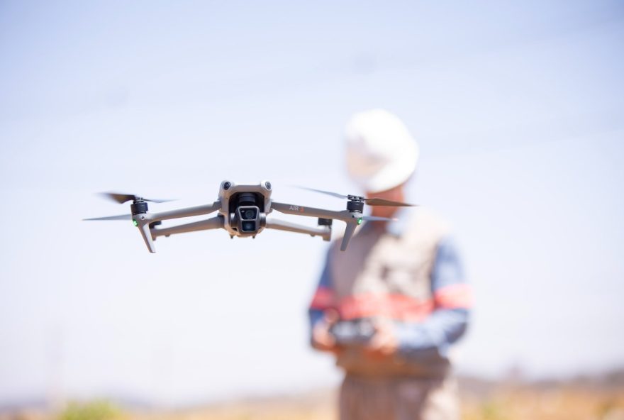 equatorial-goias3A-inovacao-com-trabalhometro2C-meteorologia-e-drones equatorial-goias3A-inovacao-com-trabalhometro2C-meteorologia-e-drones