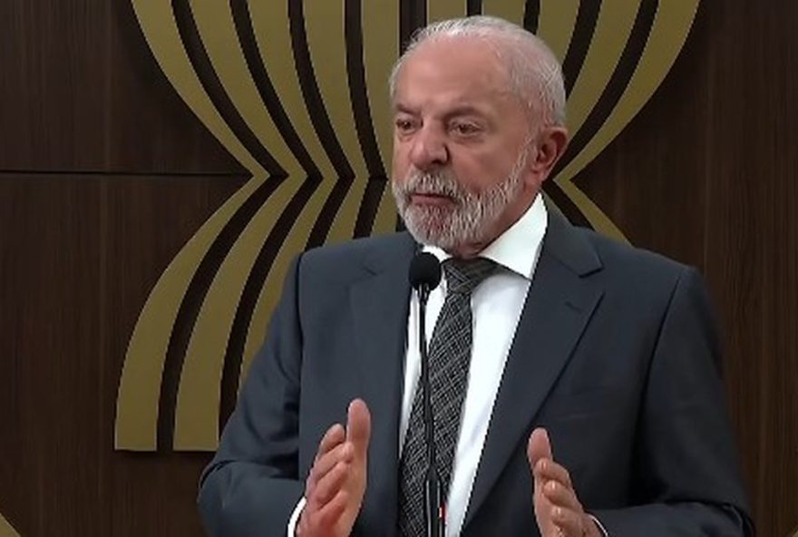 equipe-liderada-por-gleisi-e-enviada-por-lula-para-cidades-atingidas-por-tornado-no-parana