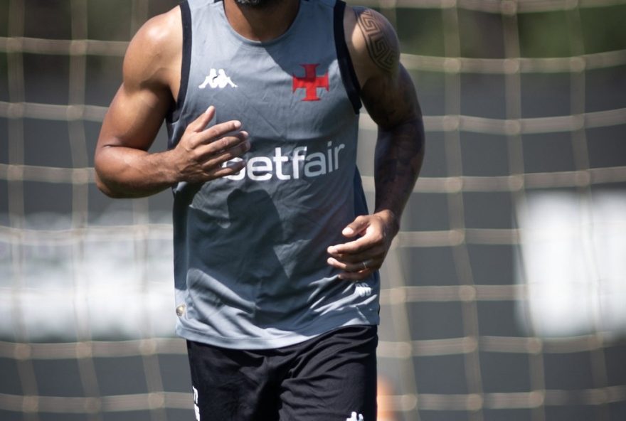 escalacao-do-vasco-para-confronto-contra-corinthians-gera-duvidas-no-ataque3A-analise-e-expectativas-para-o-jogo-decisivo-no-brasileirao