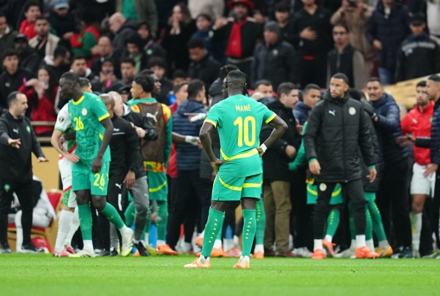 escandalo-em-final-da-copa-africana-das-nacoes3A-jogadores-senegaleses-abandonam-campo-apos-penalti-polemico escandalo-em-final-da-copa-africana-das-nacoes3A-jogadores-senegaleses-abandonam-campo-apos-penalti-polemico
