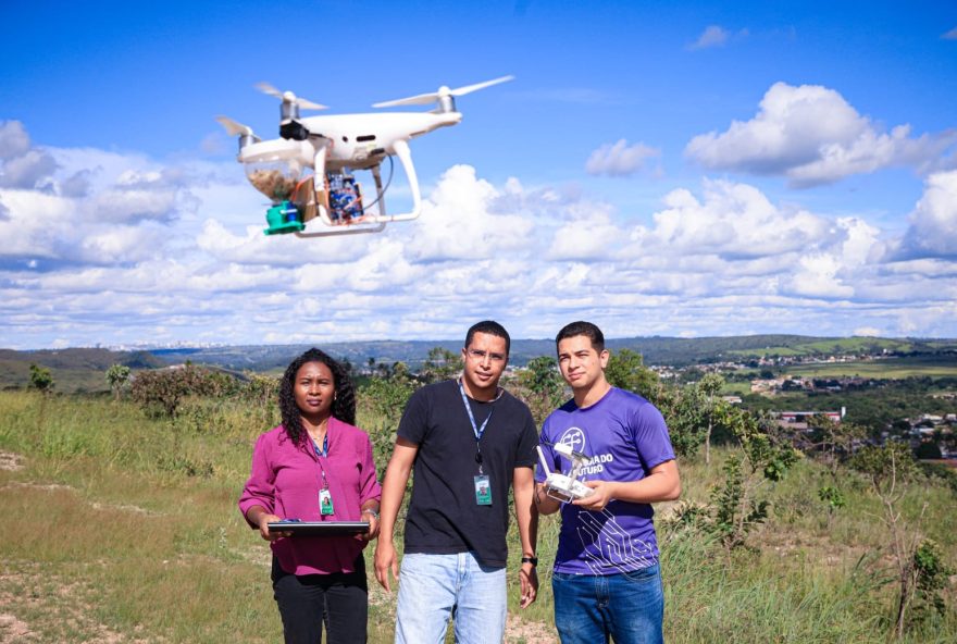 escola-do-futuro-de-goias-cria-drone-para-auxiliar-no-reflorestamento-do-cerrado