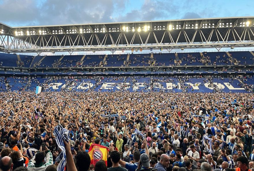 espanyol2C-rival-do-barcelona2C-pode-ser-comprado-por-mais-de-r24-12C2-bilhao
