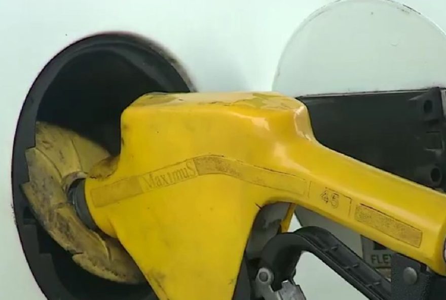 esquema-de-adulteracao-em-postos-de-combustiveis3A-laranjas-recebiam-r24-12C5-mil-por-mes-e-eram-indiciados-pela-pf esquema-de-adulteracao-em-postos-de-combustiveis3A-laranjas-recebiam-r24-12C5-mil-por-mes-e-eram-indiciados-pela-pf